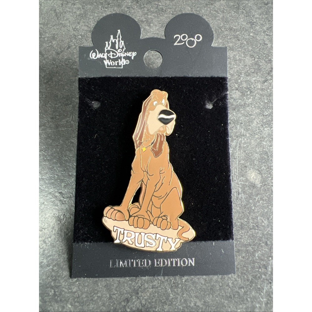 Disney WDW Trusty Bloodhound Lady and the Tramp Dog Canine Series LE Pin